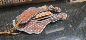 Curved side buckle spur straps