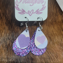 Load image into Gallery viewer, Earring 0039 Purple Heart Party